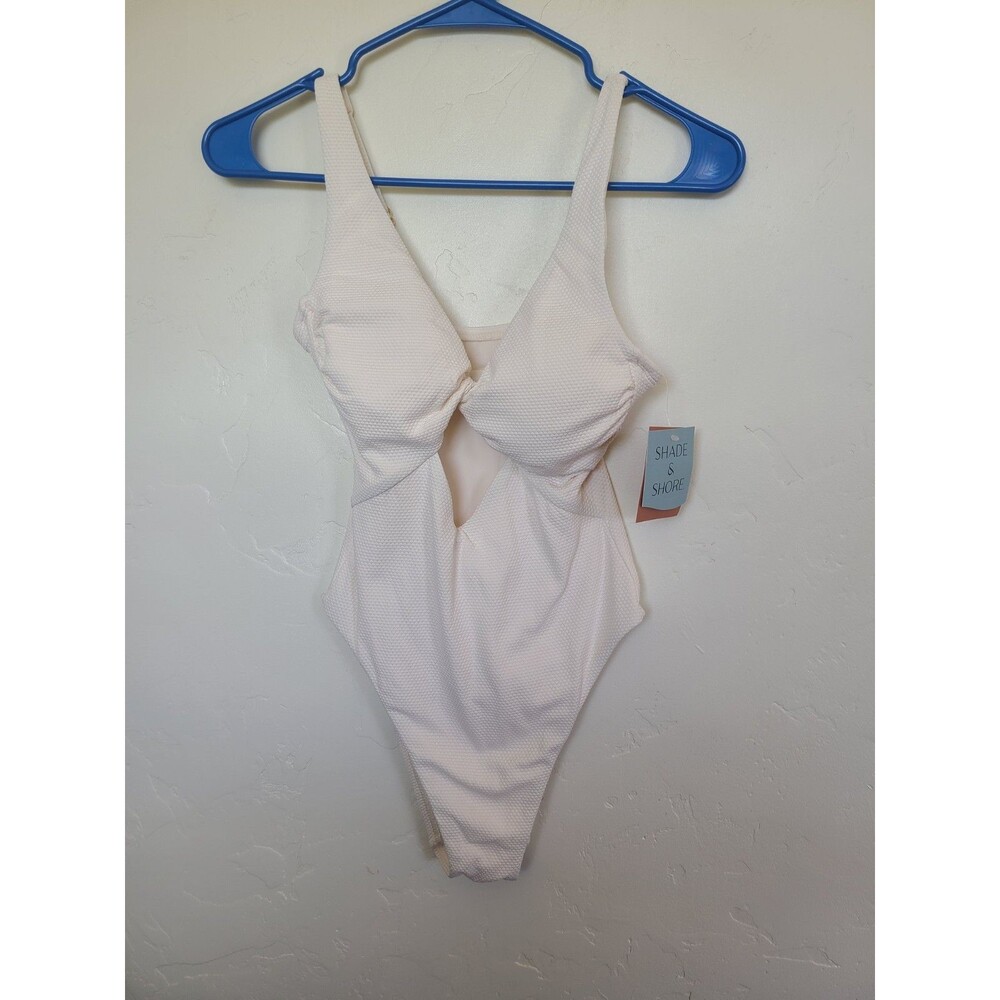 Women's Twist Cut Out Cheeky One Piece Swimsuit - Shade & Shore Cream XS